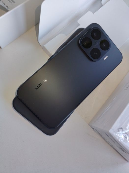 Продам Xiaomi 17T