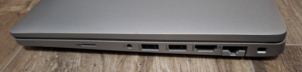 Лаптоп Dell 5420 | I5 1135G7 | 16 GB RAM | 256 SSD |