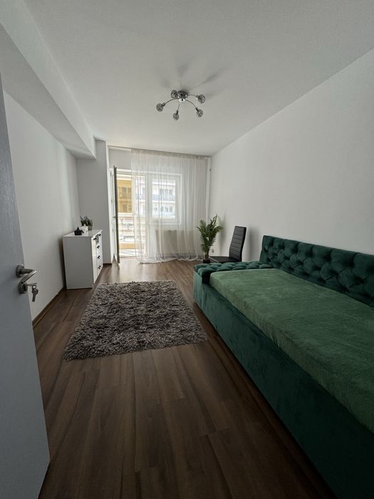 Inchiriez apartament 3 camere modern  VITAN Barzesti
