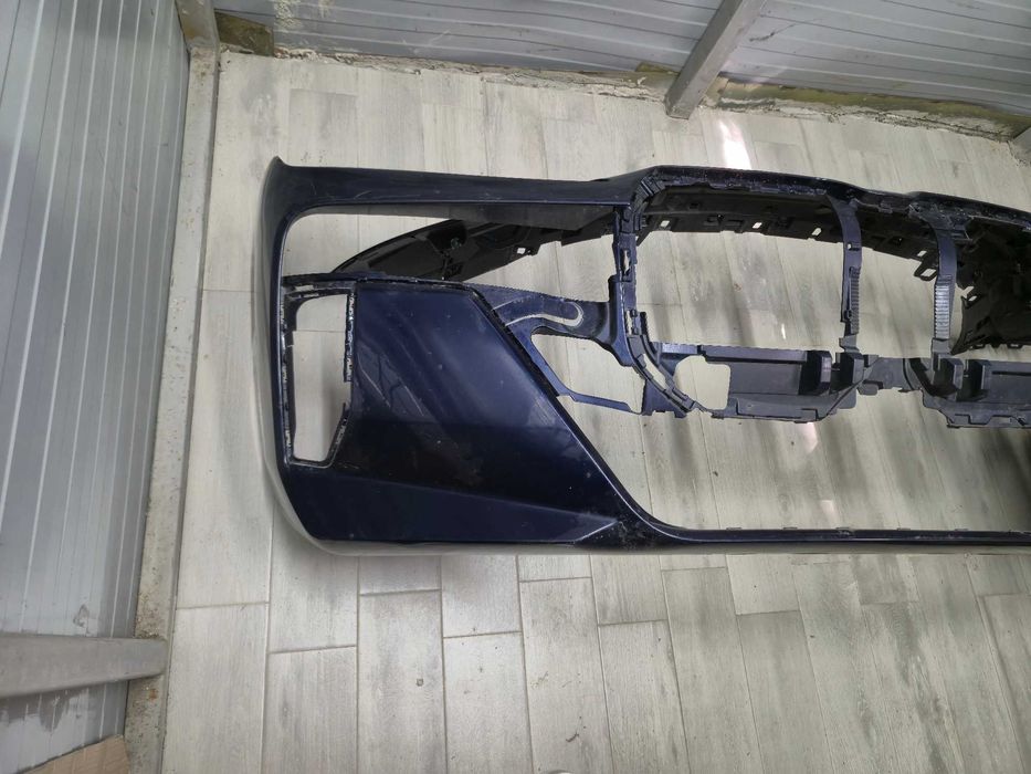 Bara fata BMW Seria 7 G70 M-sport M-pachet  AN 2019 - 2025 cod  51118081544