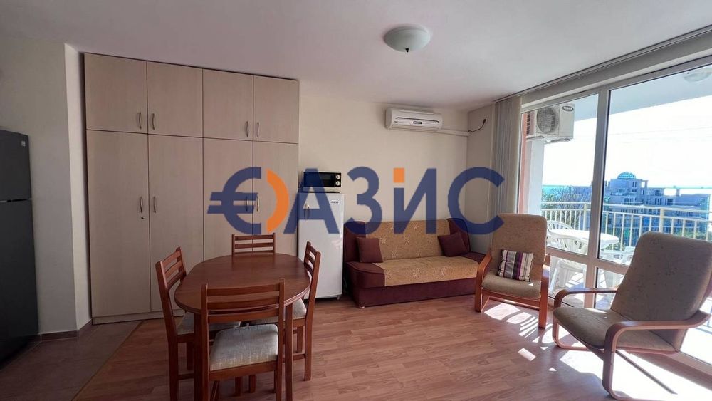 Продава се Двустаен апартамент в Свети Влас - 72 кв.м за 1007 €/кв.м - Снимка #2