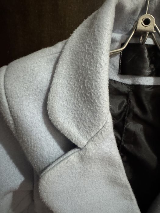 Пальто 42размера 2 шт разные