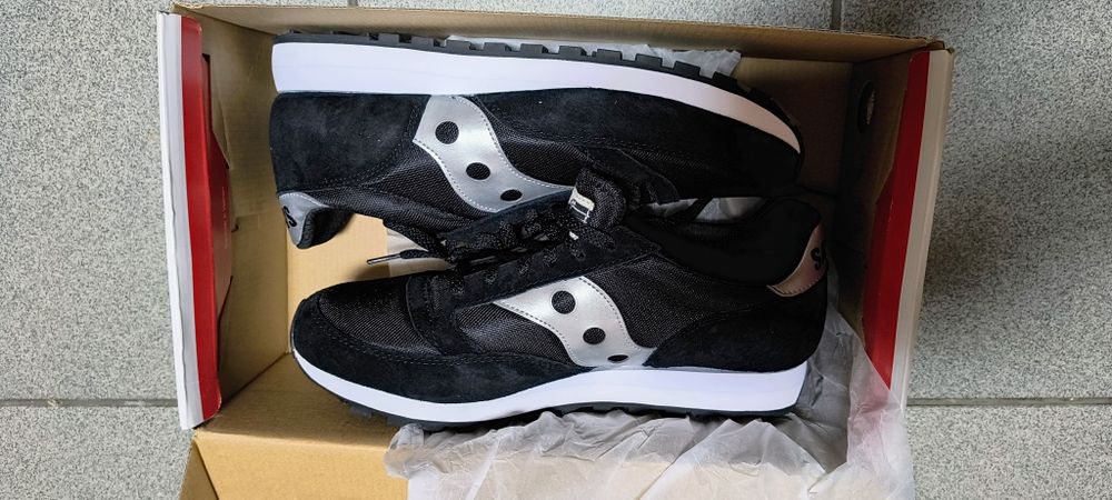 Нови спортни обувки 46 номер