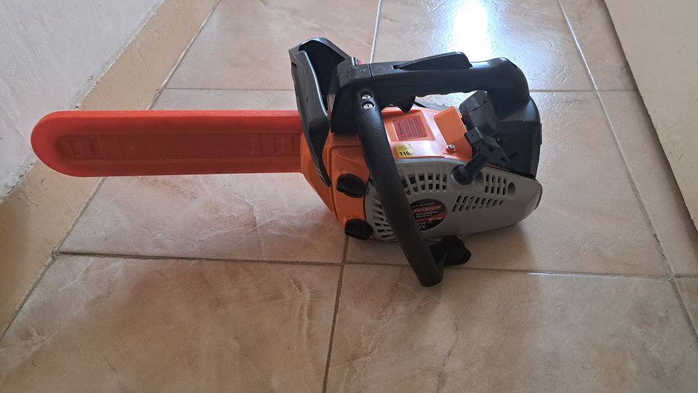 Бензинова мини резачка/трион