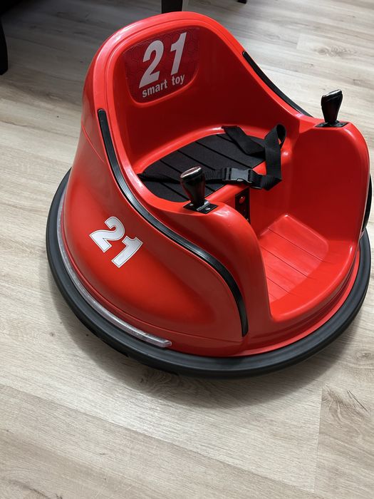 Детска блъскаща количка