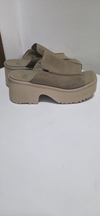 Ugg saboți extrem de confortabili