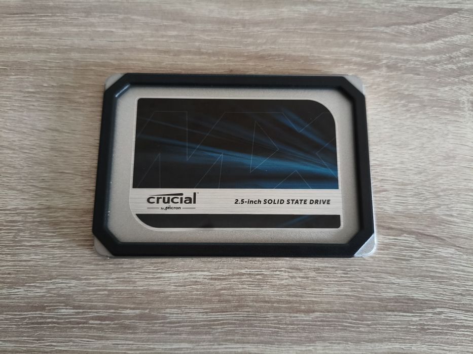 SSD 1 тб "Crucial" 2.5 Sata