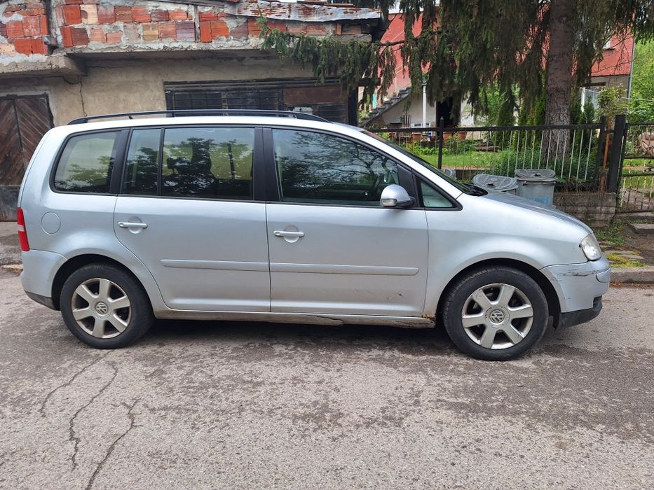 VW Touran 1.9 105кс