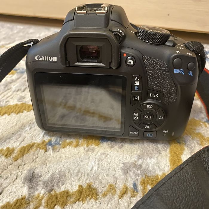 Фотоаппарат Canon EOS 1300D