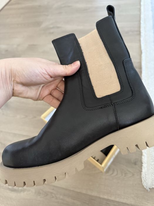 Продам демисезонные ботинки челси