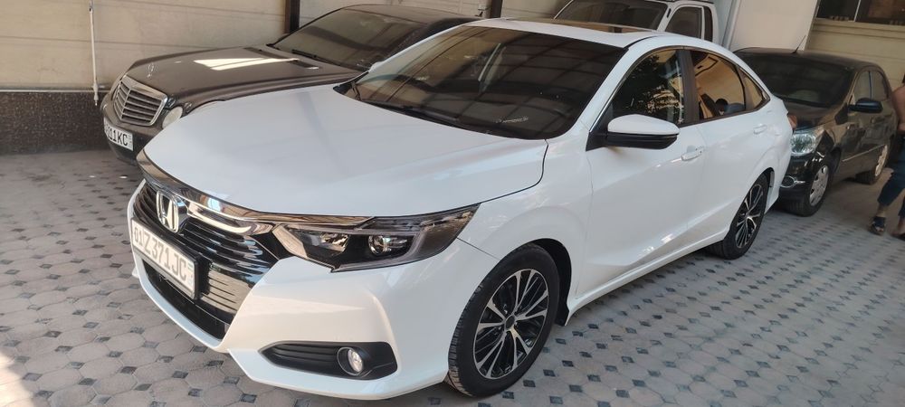 Honda crider.   2023 yil
35800 probeg
Propan gazi bor 55talik italyans