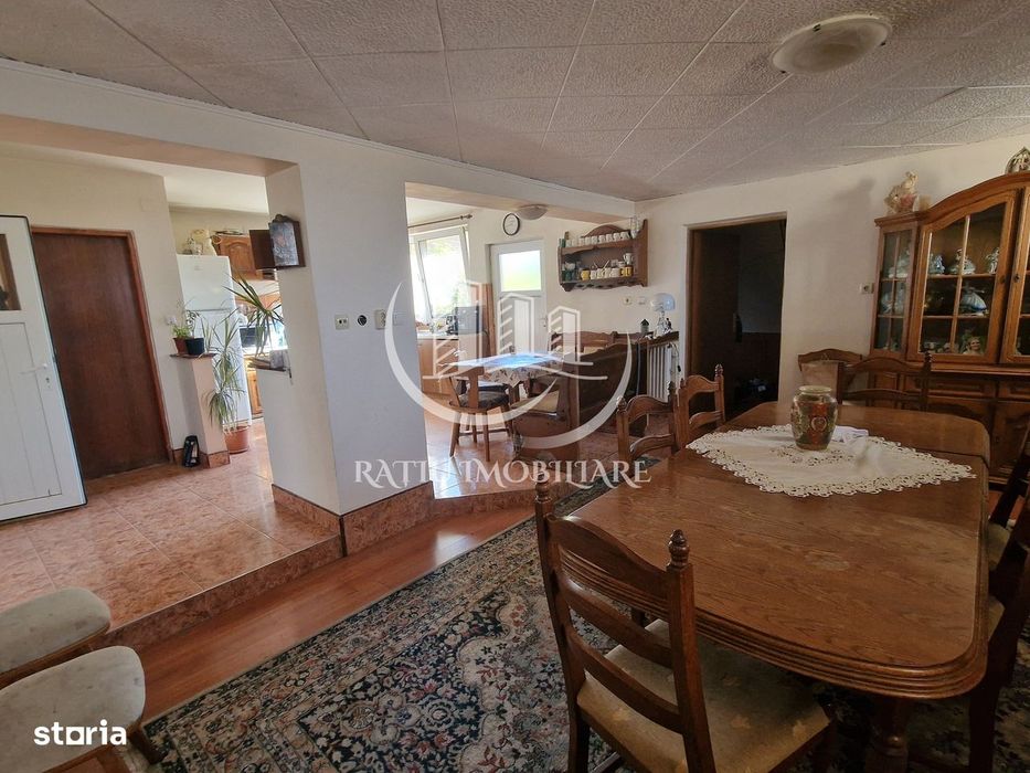 Casa cu 5 camere de vanzare | Iosia | Oradea.