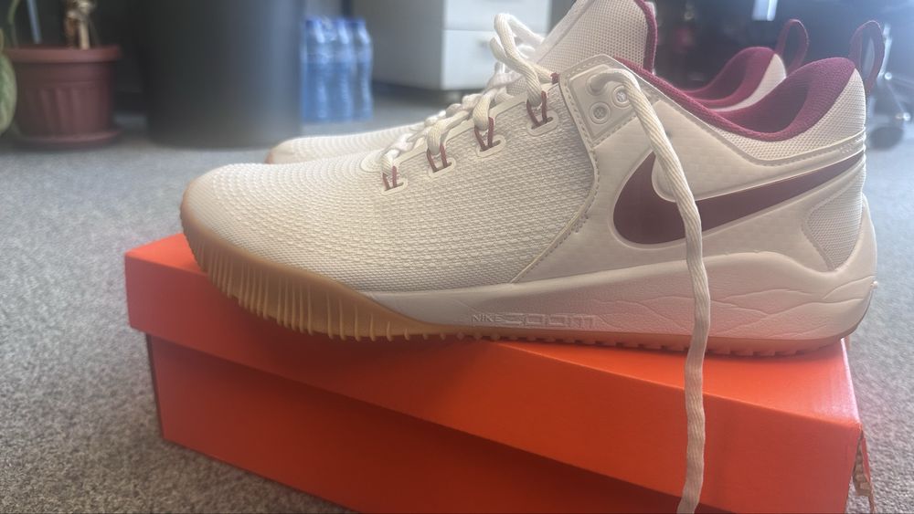 Обувки за зала Nike Air Zoom Hyperace 2