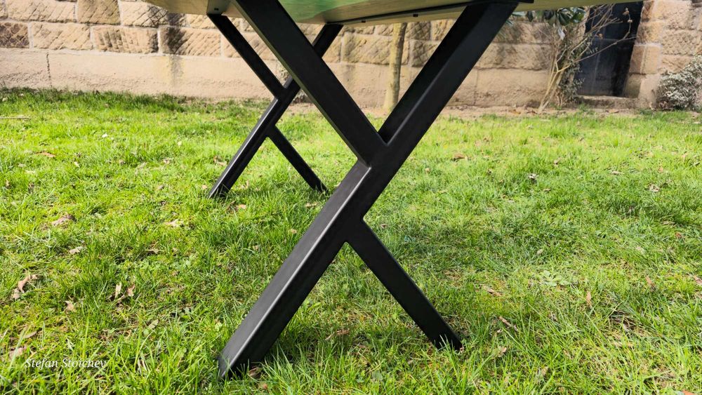 Маси от дърво и епоксидна смола