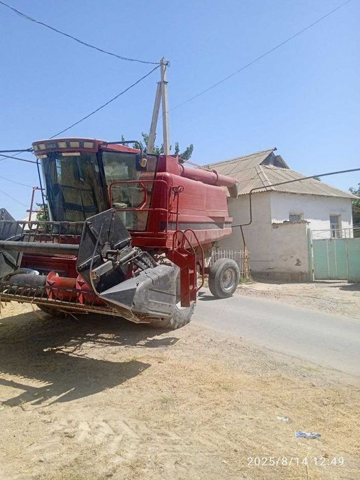 Комбайн CASE 2366