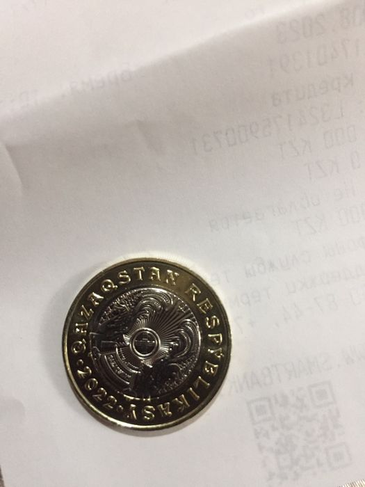 Продам монеты100тенге