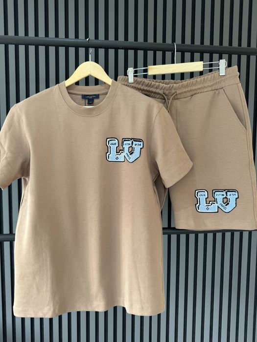 Мъжки комплекти louis v