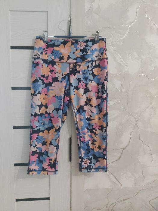 Капри молодежные