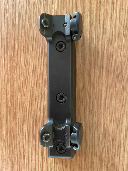 Prindere originala Blaser pentru lunete cu sina Zeiss tip M (ZM/VM)