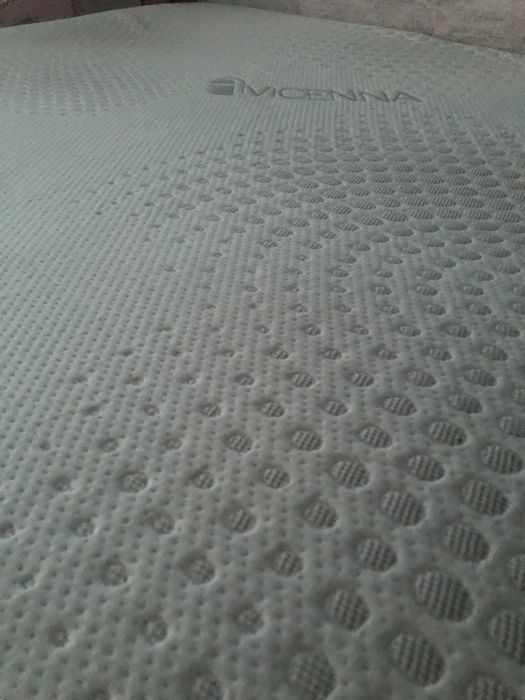 Топ матрак 160/200 мемор и пяна