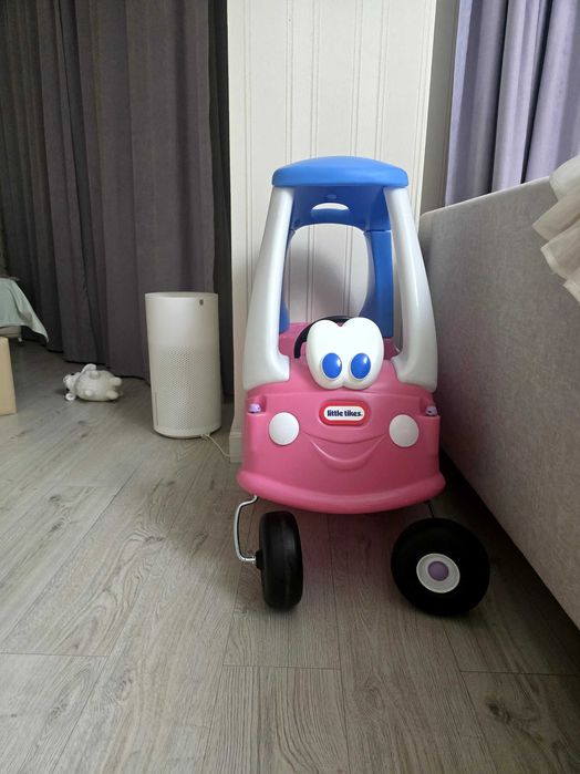 Машина каталка Little Tikes