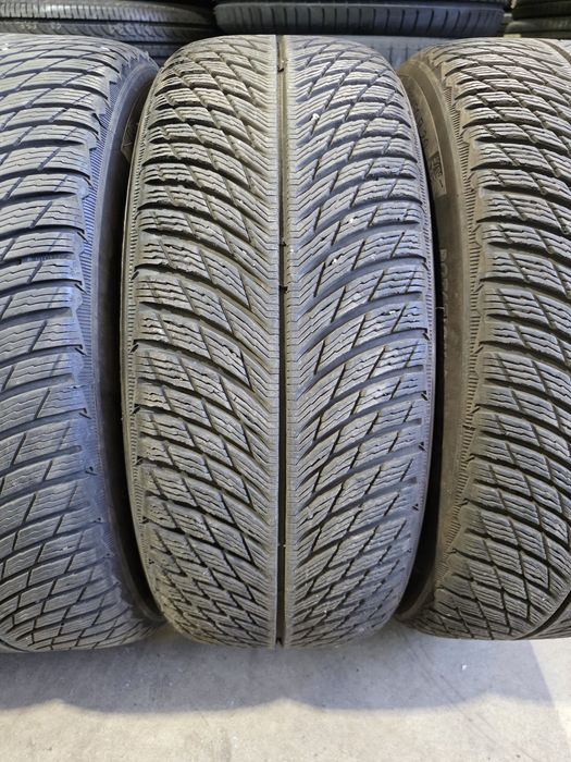 255/45/20//235/50/20 MICHELIN