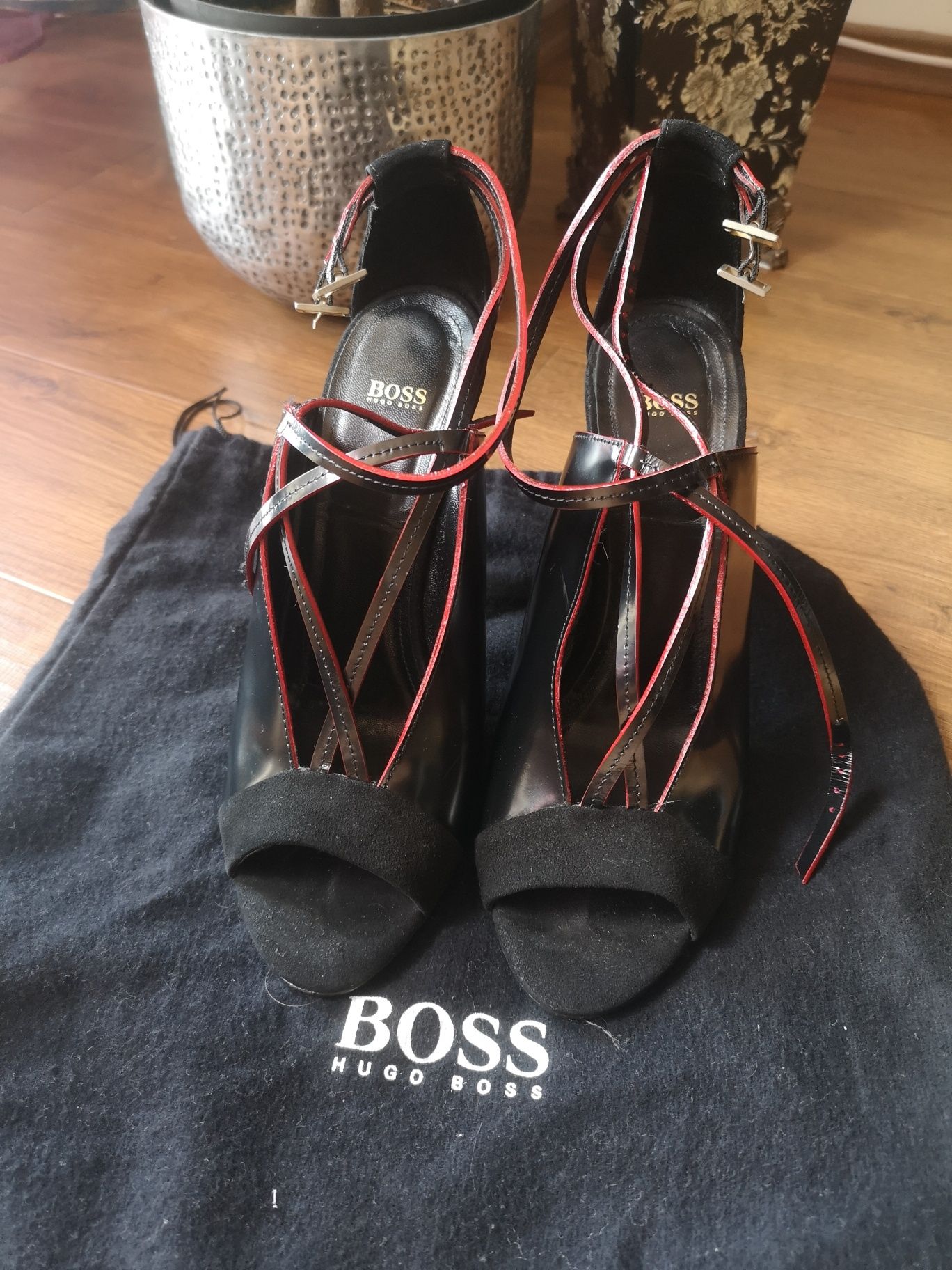 Sandale Hugo Boss Bucuresti Sectorul 1 OLX.ro