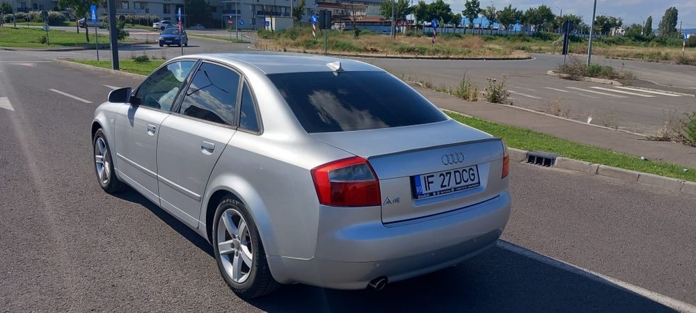 Audi A4 1.6 Mpi GPL omologat taxe valabile se oferă fiscal jante aliaj xenon