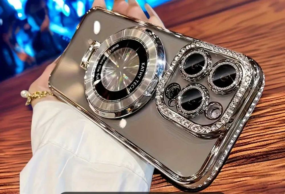 Луксозни калъфи за IPHONE 15 Pro/Pro Max