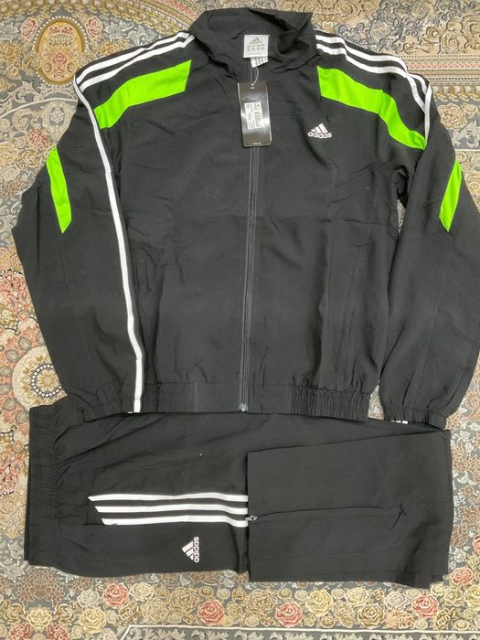 Подростковые Спортивные костюмы. Отличного качества. Пекин.