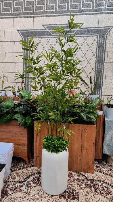 Искусственные цветы для офис