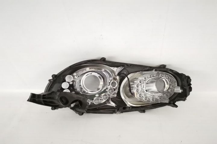 Дясно фарово стъкло ПОВРЕДЕНО GT Бентли Континентал 3 (фейслифт) / Ben