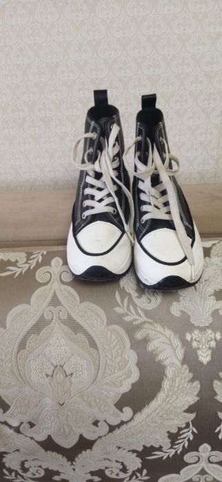 Продам не дорого обувь