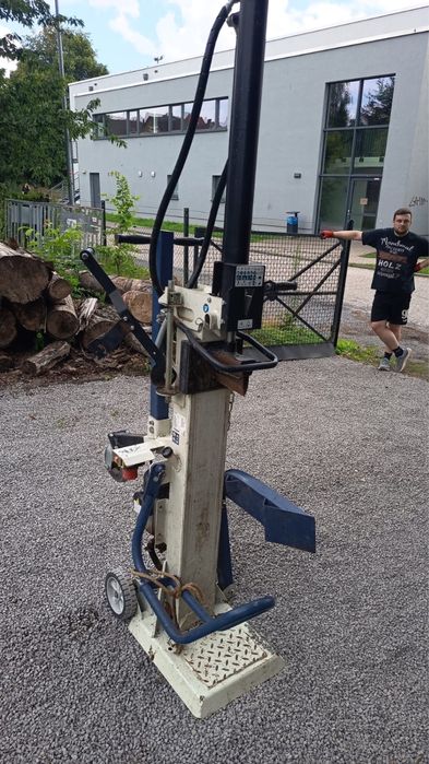 Crepatoare despicatoare spargatoare lemne la tractor electrice pe benzina