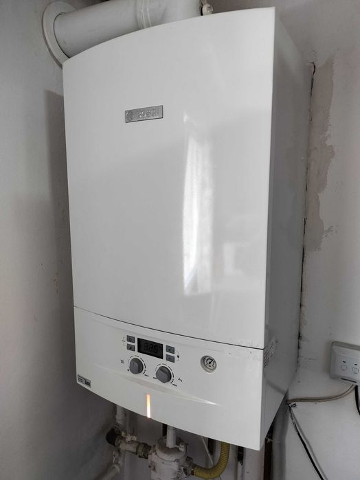 Centrala termica Bosch condens 2000