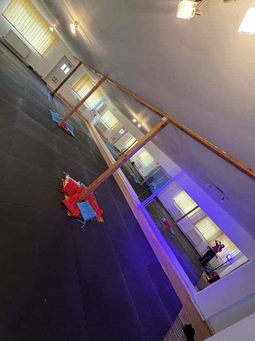 Închiriez sală Dans, Aerobic, Pilates, Teatru