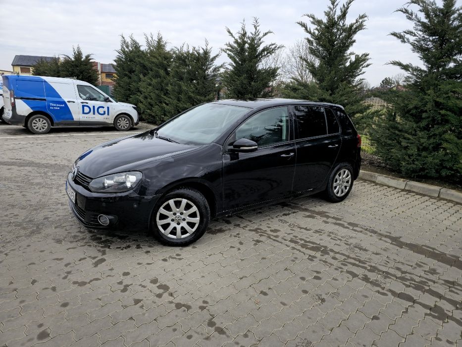Golf VI 2011 1.6 TDI - DSG - foarte bine echipat