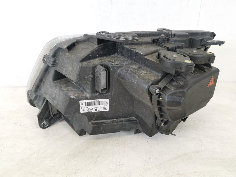 Фар Дясно С Ксенон Пълен Лед Фолксваген VW Амарок 1 [фейслифт] Повреде