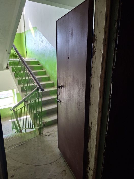 Бесплатно отдам двери