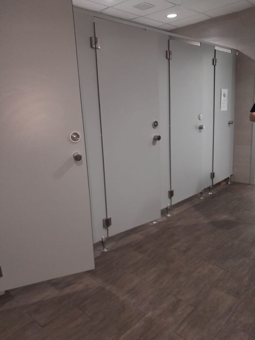 Кабинки для санузлов