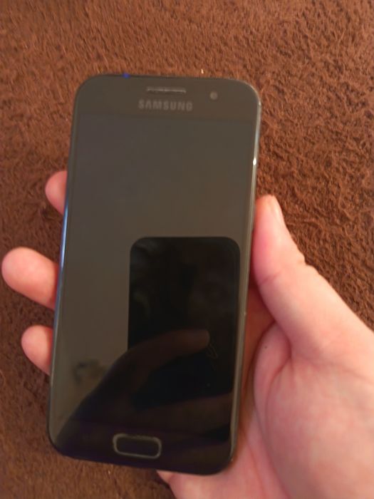Samsung a3 2017 сост хор.
