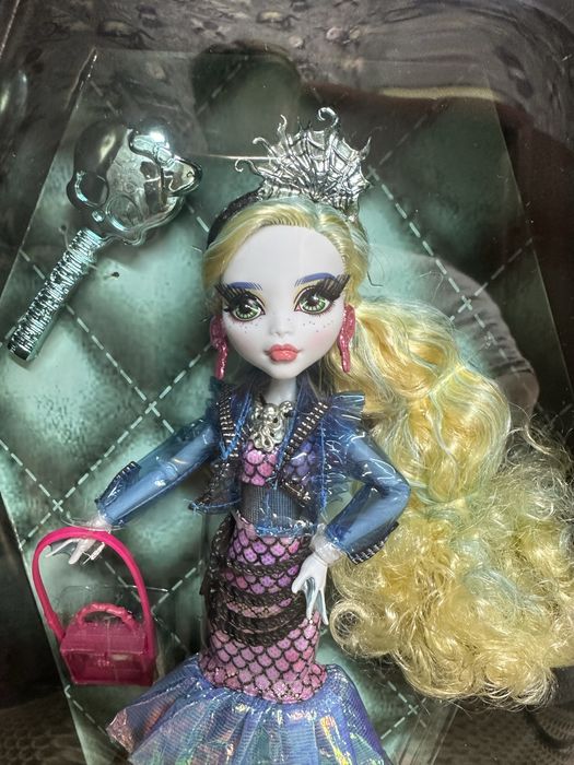 Продам куклу  монстр хай!