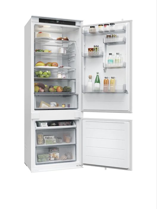 Frigider / combină frigorifică incorporabilă Candy CNBQT3719EW – No Frost, 382L, Wi-Fi