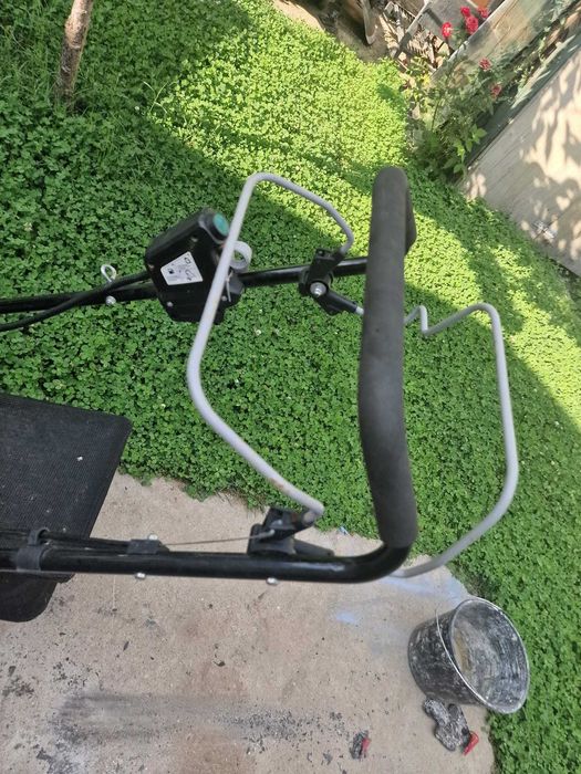 Masina de tuns iarba gazon FERREX cu TRACTIUN si COS pe benzina TOPPP