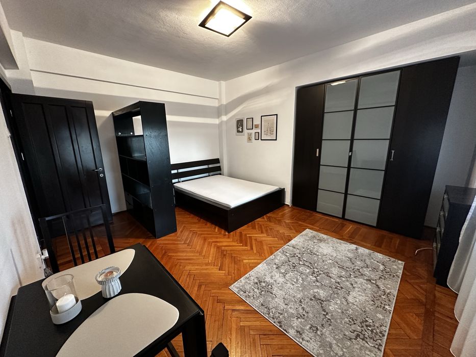 Proprietar inchiriez garsoniera ultracentral