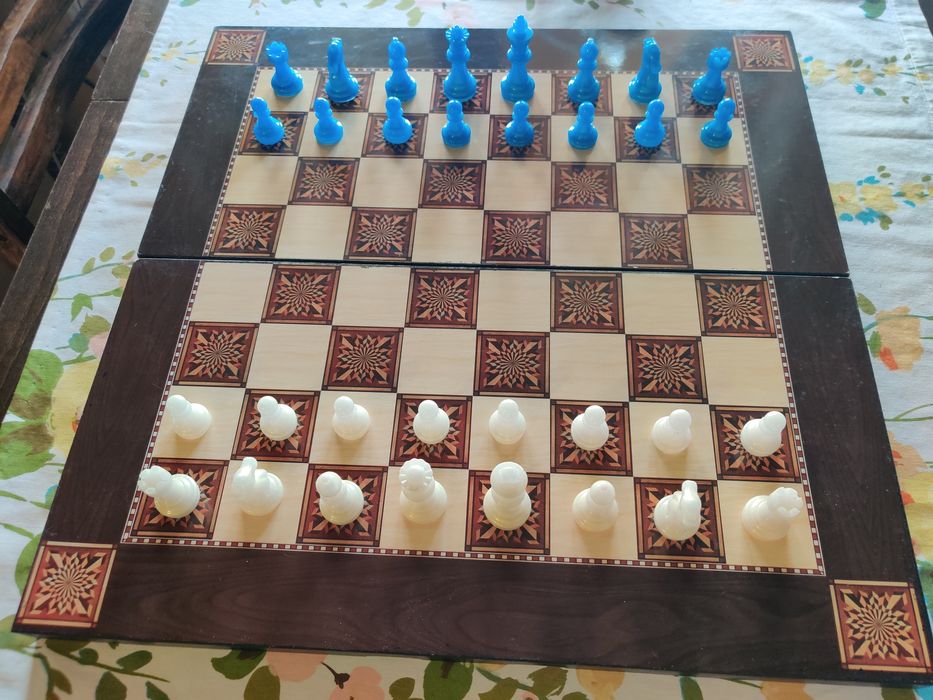 Set piese de șah din rășină epoxi