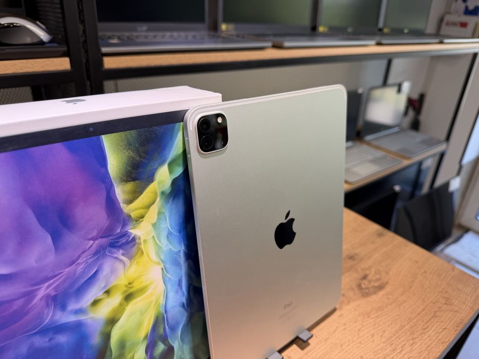 iPad Pro 11" 2 Generation, Wi-Fi, 128 GB, АКБ85%, Silver, 2017/A10