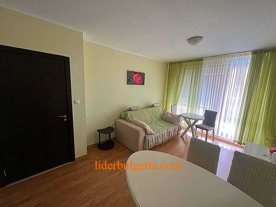 Продава се Двустаен апартамент в к.к. Елените - 54 кв.м за 1204 €/кв.м - Снимка #2