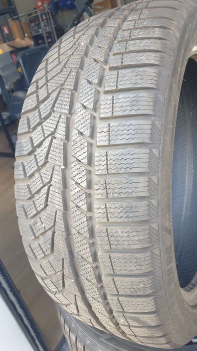 Зимни гуми 245/45/19//275 /40/19 DOT 2023г.