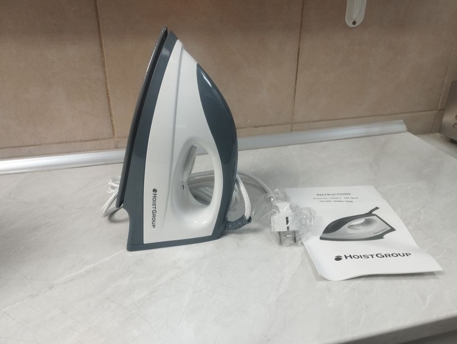 Ютия за гладене Hoist Group .